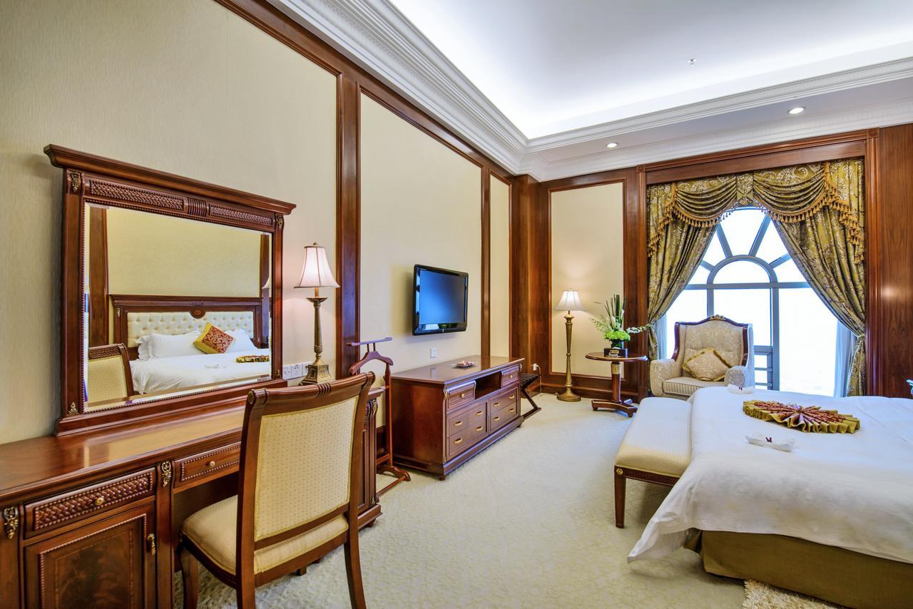 Gladden Hotel Jiangmen Esterno foto