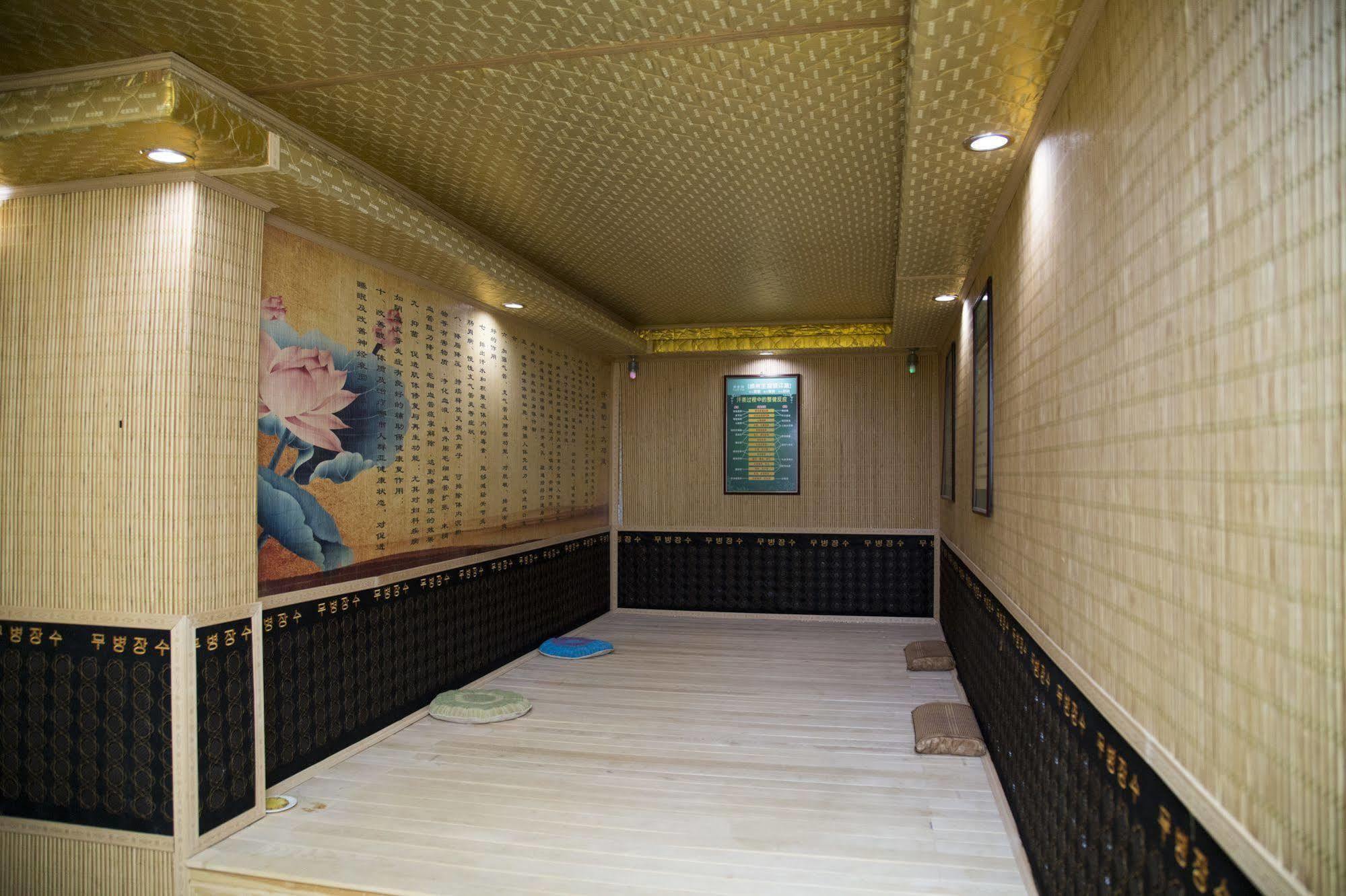Gladden Hotel Jiangmen Esterno foto
