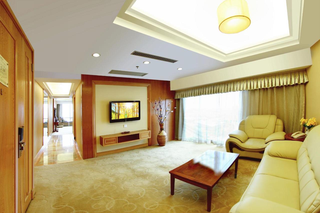 Gladden Hotel Jiangmen Esterno foto
