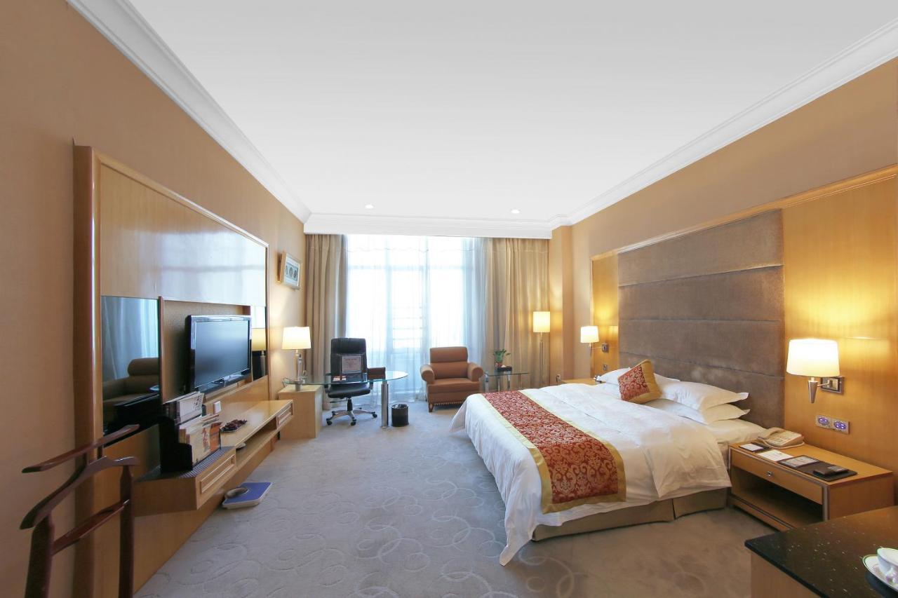 Gladden Hotel Jiangmen Esterno foto