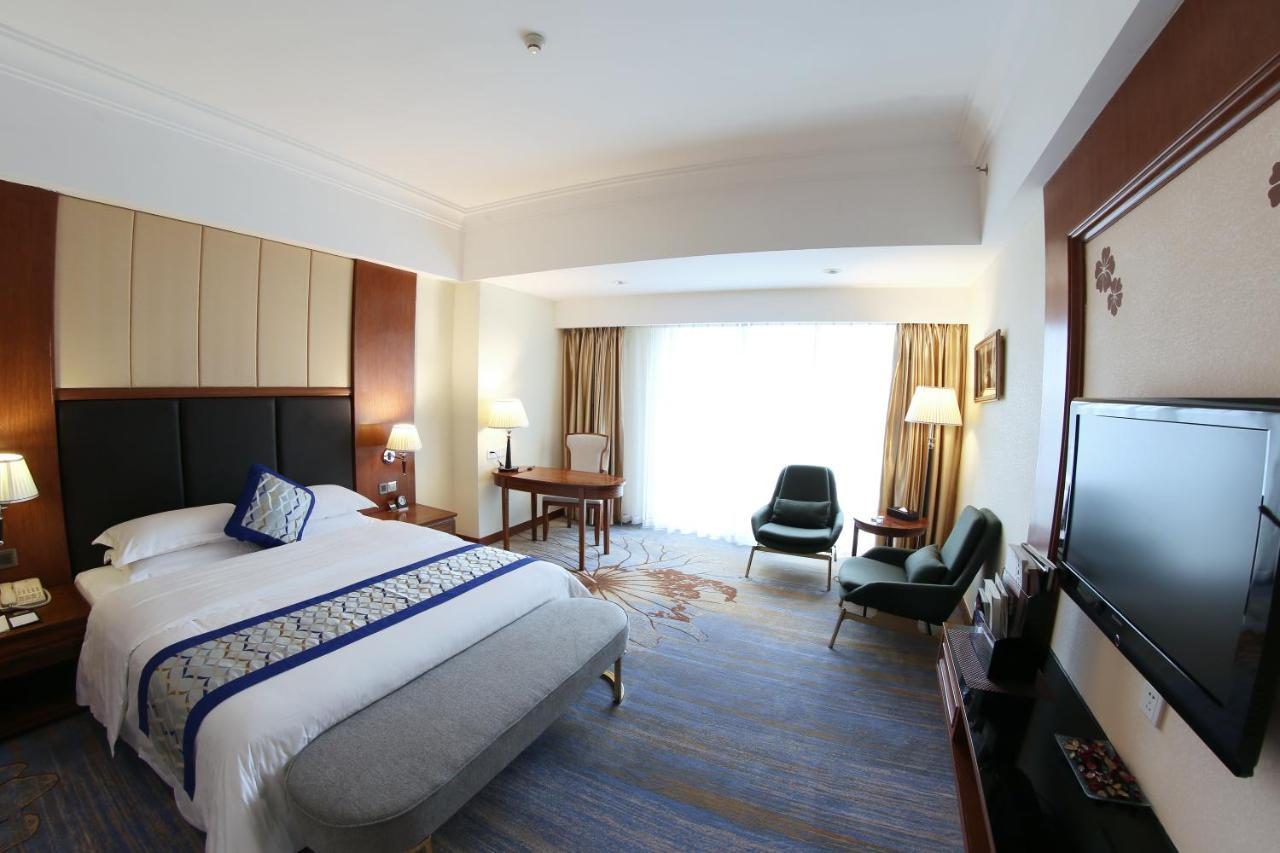Gladden Hotel Jiangmen Esterno foto